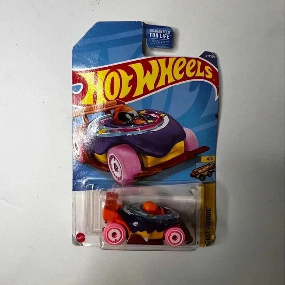 New Lot Of 2 Hot Wheels Fast Foodie Die Cast  Cars #82 And #61 - Picture 1 of 6